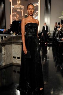 Joan Smalls feet photo thumbnail