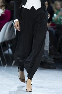 Joan Smalls feet photo thumbnail