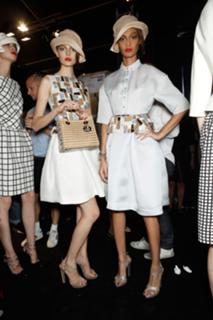 Joan Smalls feet photo thumbnail