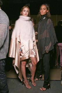 Joan Smalls feet photo thumbnail