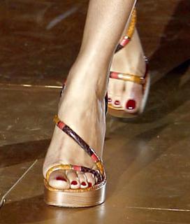 Joan Smalls feet photo thumbnail