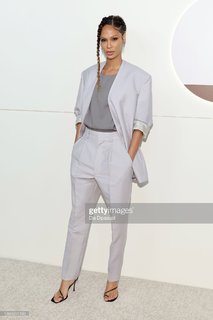 Joan Smalls feet photo thumbnail