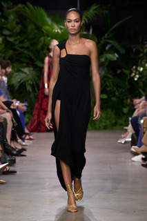 Joan Smalls feet photo thumbnail