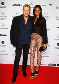 Joan Smalls feet photo thumbnail