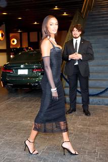 Joan Smalls feet photo thumbnail