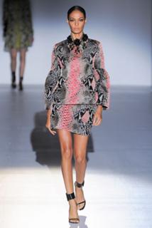 Joan Smalls feet photo thumbnail