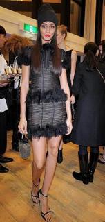 Joan Smalls feet photo thumbnail