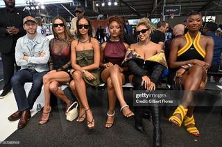 Joan Smalls feet photo thumbnail