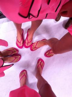 Joan Smalls feet photo thumbnail