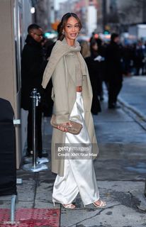 Joan Smalls feet photo 8