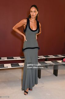 Joan Smalls feet photo 6