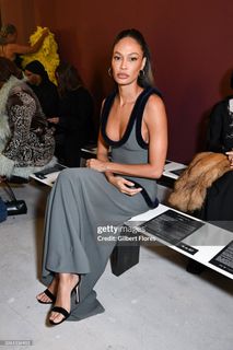Joan Smalls feet photo 4