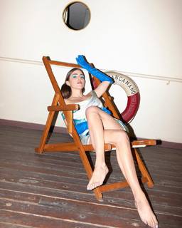 Joan Thiele feet photo 6