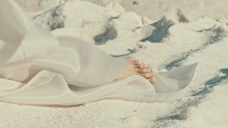 Joan Thiele feet photo 14