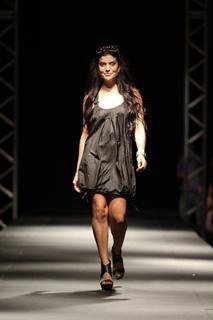 Joana Balaguer feet photo 14