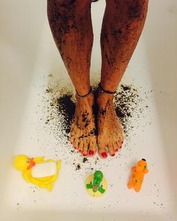 Joana Balaguer feet photo 9