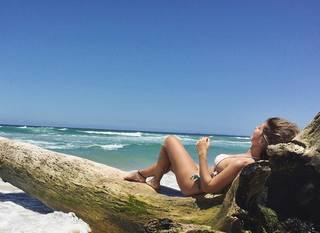 Joana Treptow feet photo 2
