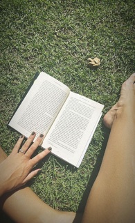 Joana Treptow feet photo 8