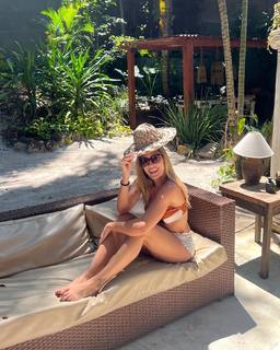 Joana Treptow feet photo 15