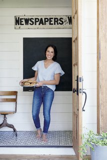 Joanna Gaines feet photo thumbnail