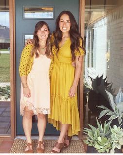 Joanna Gaines feet photo thumbnail