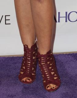 Joanna Going feet photo 17