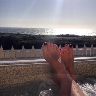 Joanna Going feet photo 13