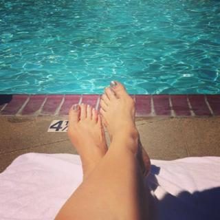Joanna Going feet photo 12