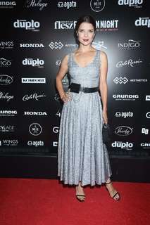 Joanna Jablczynska feet photo thumbnail