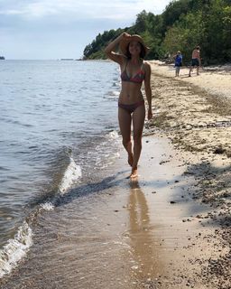 Joanna Jablczynska feet photo thumbnail