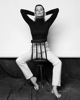 Joanna Jablczynska feet photo thumbnail