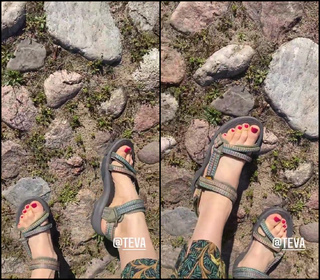 Joanna Jablczynska feet photo thumbnail