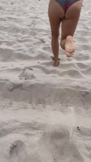 Joanna Jablczynska feet photo thumbnail