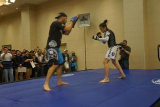 Joanna Jedrzejczyk feet photo thumbnail