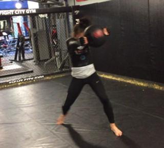 Joanna Jedrzejczyk feet photo thumbnail