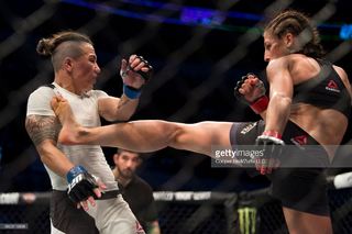Joanna Jedrzejczyk feet photo thumbnail