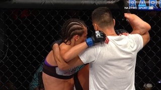 Joanna Jedrzejczyk feet photo thumbnail