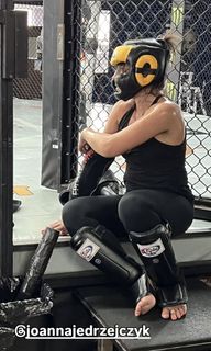 Joanna Jedrzejczyk feet photo thumbnail