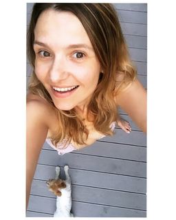 Joanna Koroniewska feet photo thumbnail