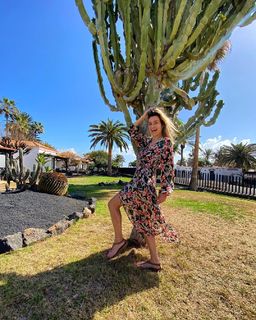 Joanna Koroniewska feet photo thumbnail