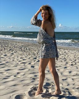 Joanna Koroniewska feet photo thumbnail