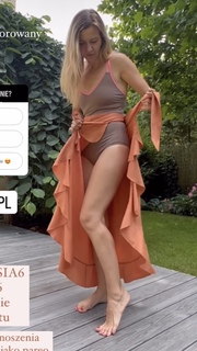 Joanna Koroniewska feet photo thumbnail