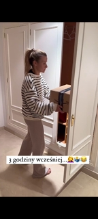 Joanna Koroniewska feet photo thumbnail