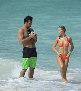 Joanna Krupa feet photo thumbnail