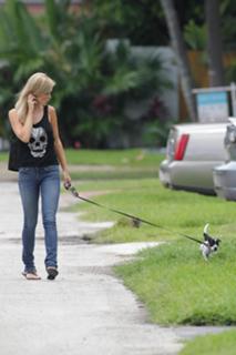 Joanna Krupa feet photo thumbnail