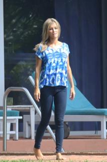 Joanna Krupa feet photo thumbnail