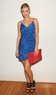 Joanna Krupa feet photo thumbnail