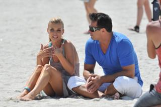 Joanna Krupa feet photo thumbnail