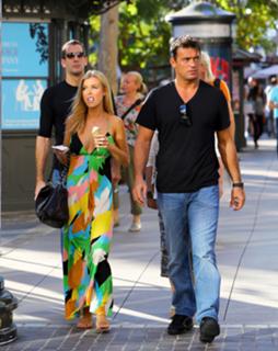 Joanna Krupa feet photo thumbnail