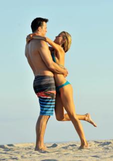 Joanna Krupa feet photo thumbnail